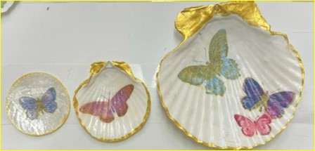 Sunnybrook Residents Make Seashells as Creative Arts Therapy 